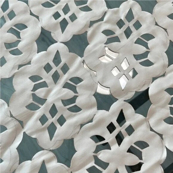 Handmade Satin Table Cloth - Picture 6 of 6